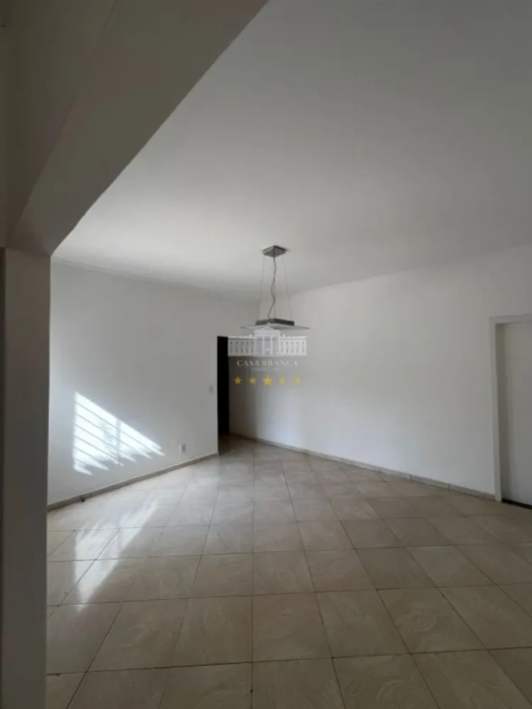 Casa, 4 quartos, 342 m² - Foto 2