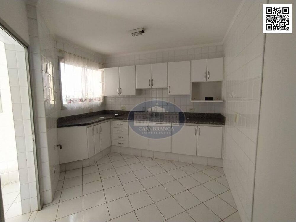 Apartamento para alugar com 3 quartos, 109m² - Foto 2