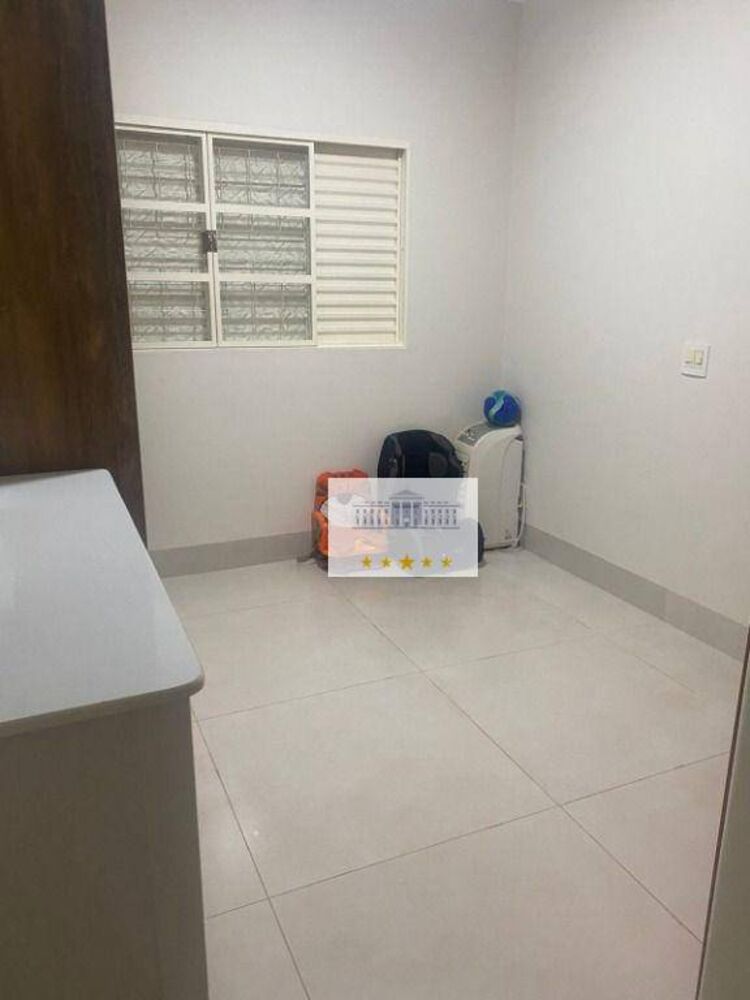 Casa, 3 quartos, 204 m² - Foto 7