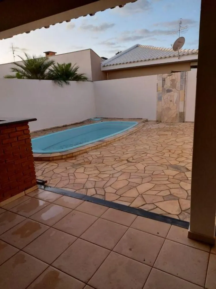 Casa, 3 quartos, 285 m² - Foto 2