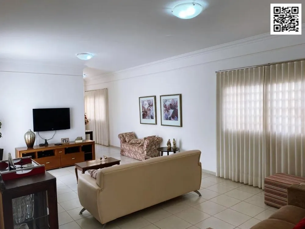 Casa, 3 quartos, 230 m² - Foto 2