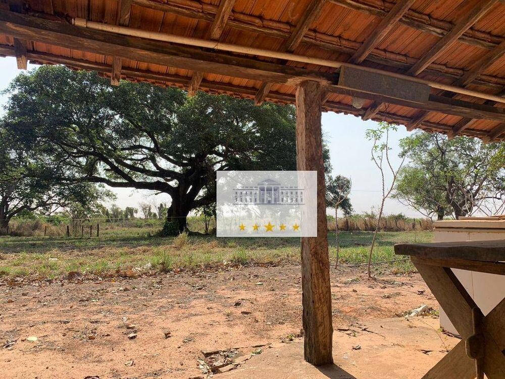 Sítio à venda com 4 quartos, 81100M2 - Foto 4
