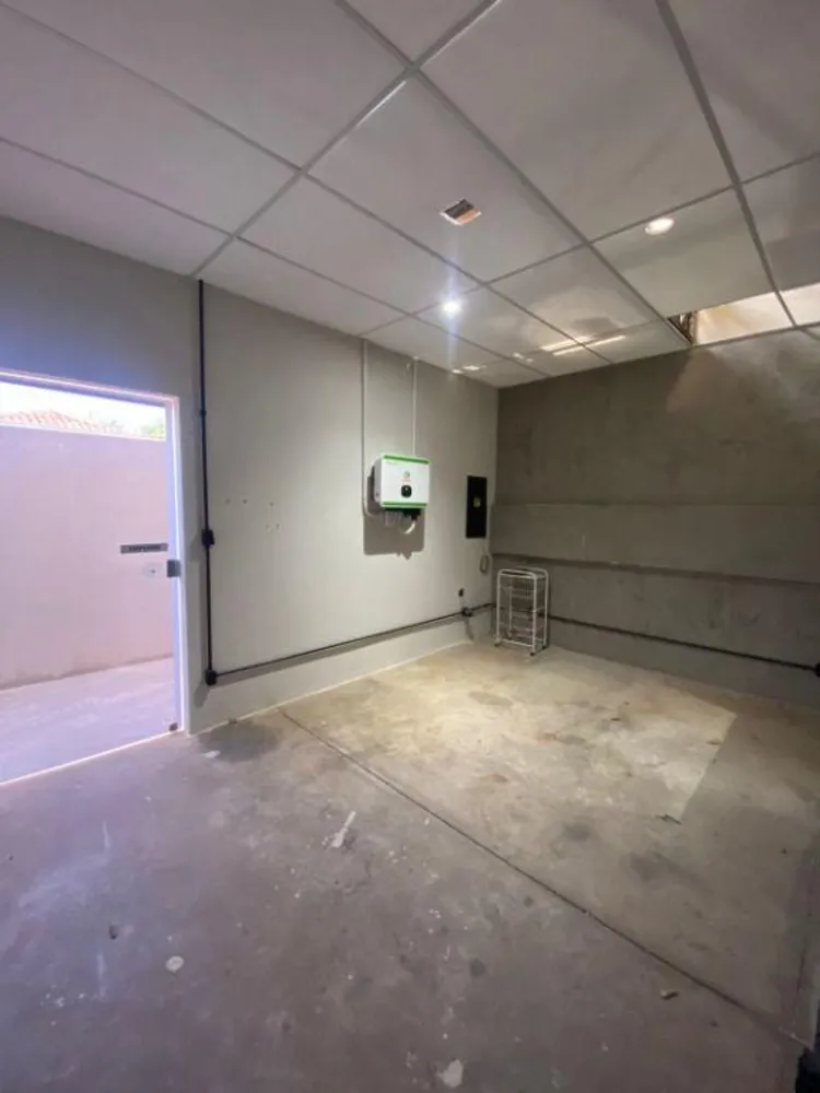 Depósito-Galpão, 317 m² - Foto 1
