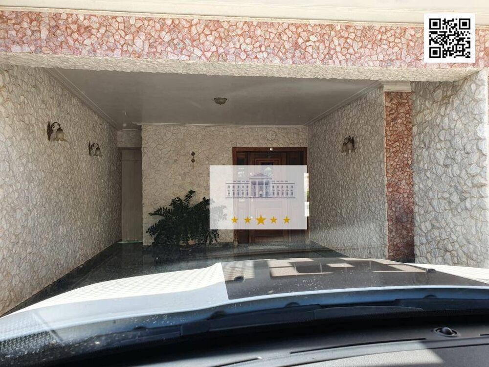 Casa à venda com 4 quartos, 350m² - Foto 2