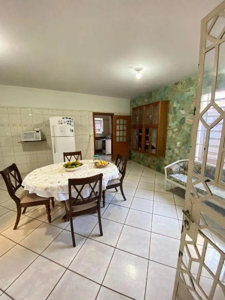 Sobrado, 4 quartos, 670 m² - Foto 2