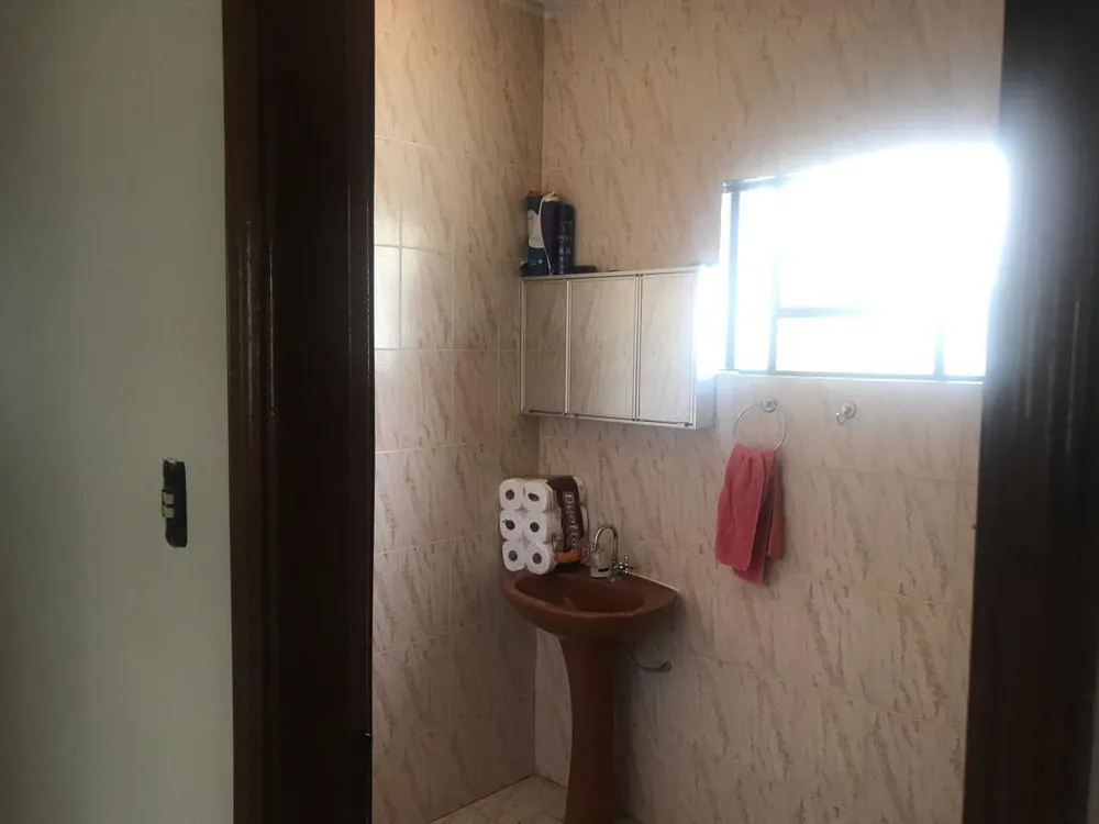 Casa, 3 quartos, 230 m² - Foto 1
