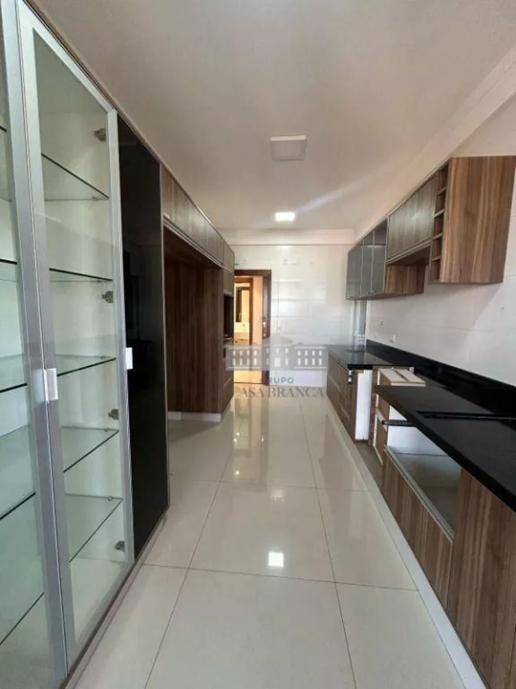 Apartamento, 3 quartos, 170 m² - Foto 4