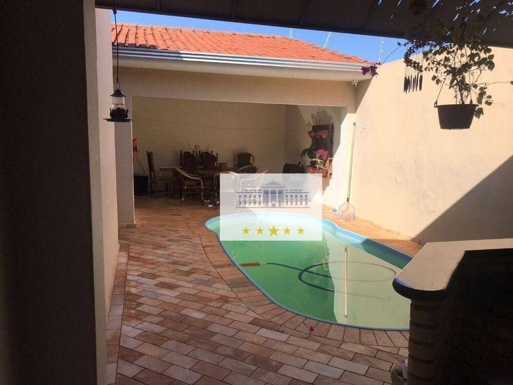 Casa à venda com 4 quartos, 202m² - Foto 3