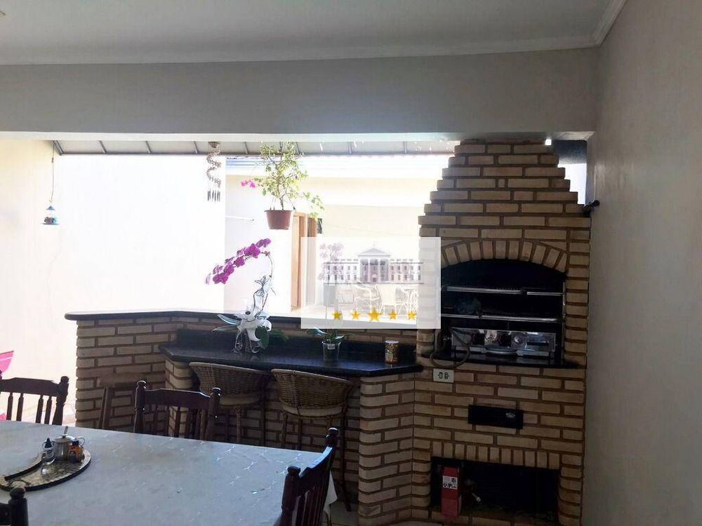 Casa à venda com 4 quartos, 202m² - Foto 4