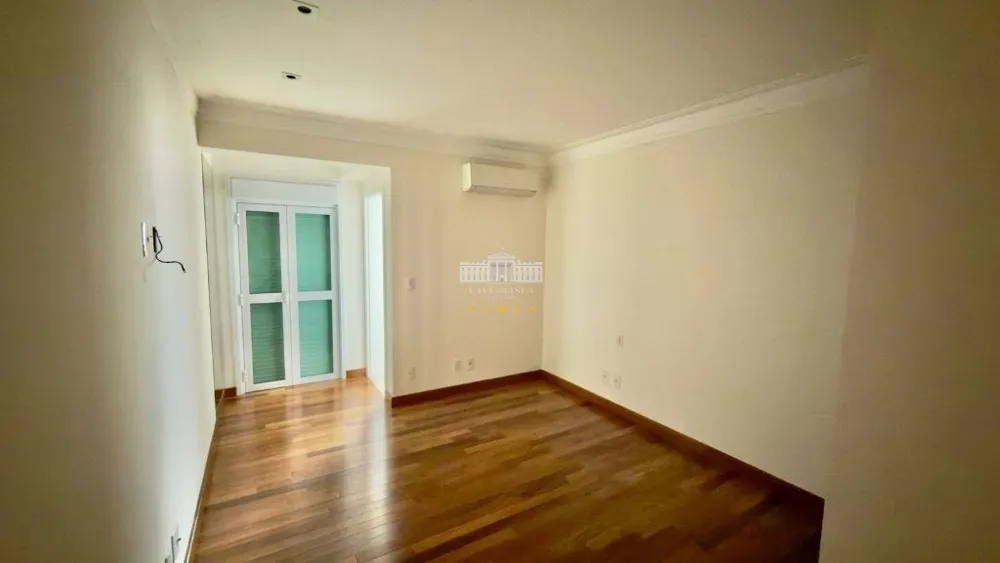 Apartamento, 3 quartos, 330 m² - Foto 3