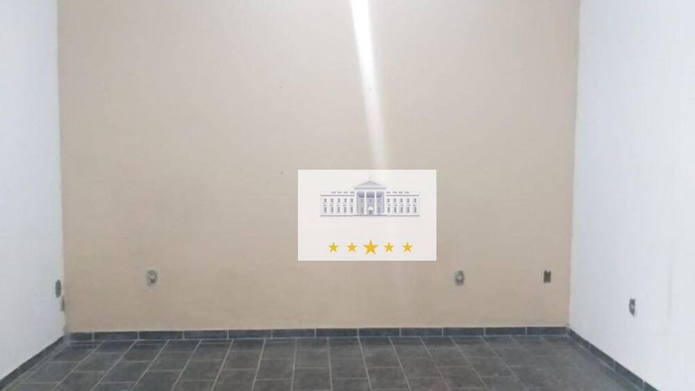 Casa à venda com 1 quarto, 125m² - Foto 1