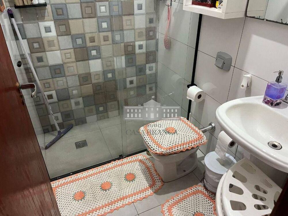 Casa à venda com 3 quartos, 151m² - Foto 4