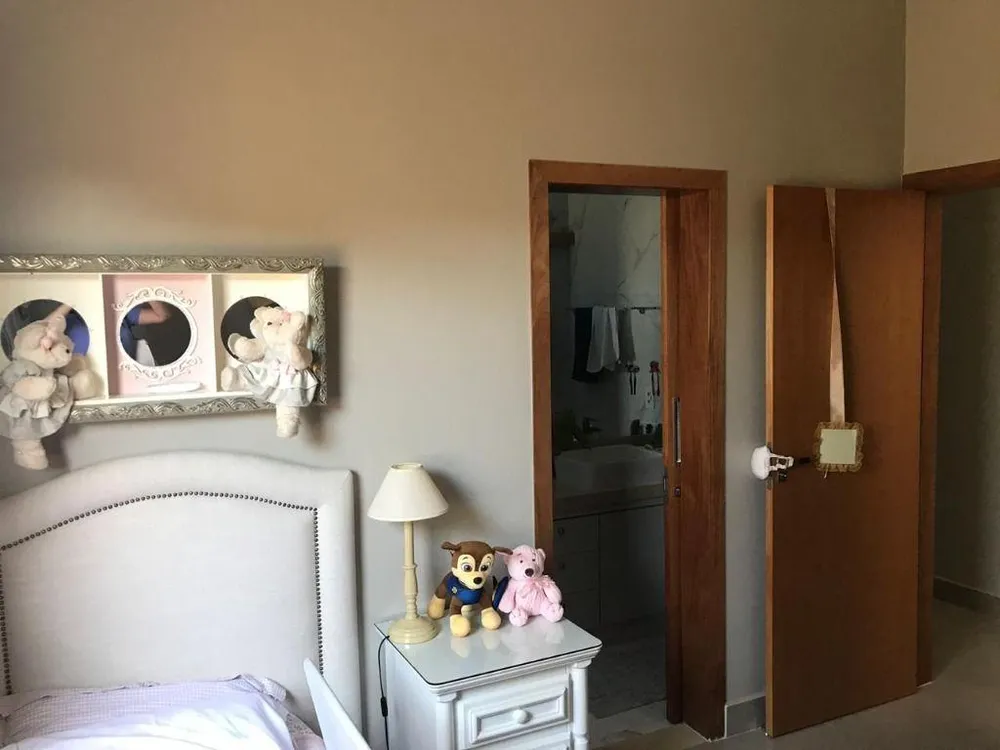 Casa, 3 quartos, 237 m² - Foto 3