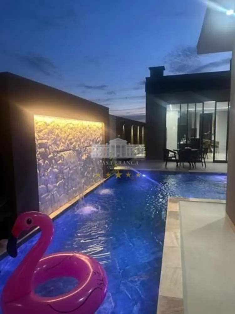 Casa, 3 quartos, 221 m² - Foto 4