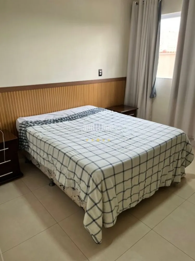 Casa, 3 quartos, 212 m² - Foto 3