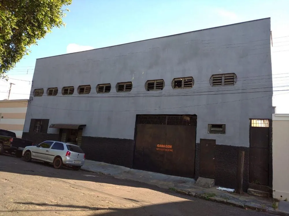 Prédio Inteiro, 700 m² - Foto 1