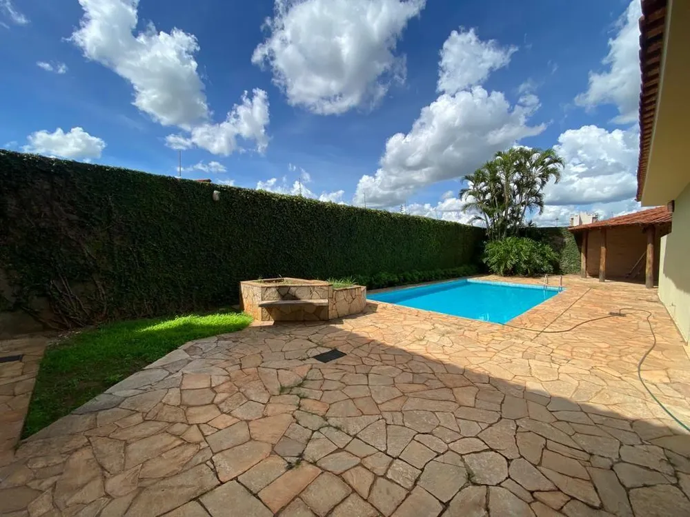 Sobrado, 3 quartos, 338 m² - Foto 3