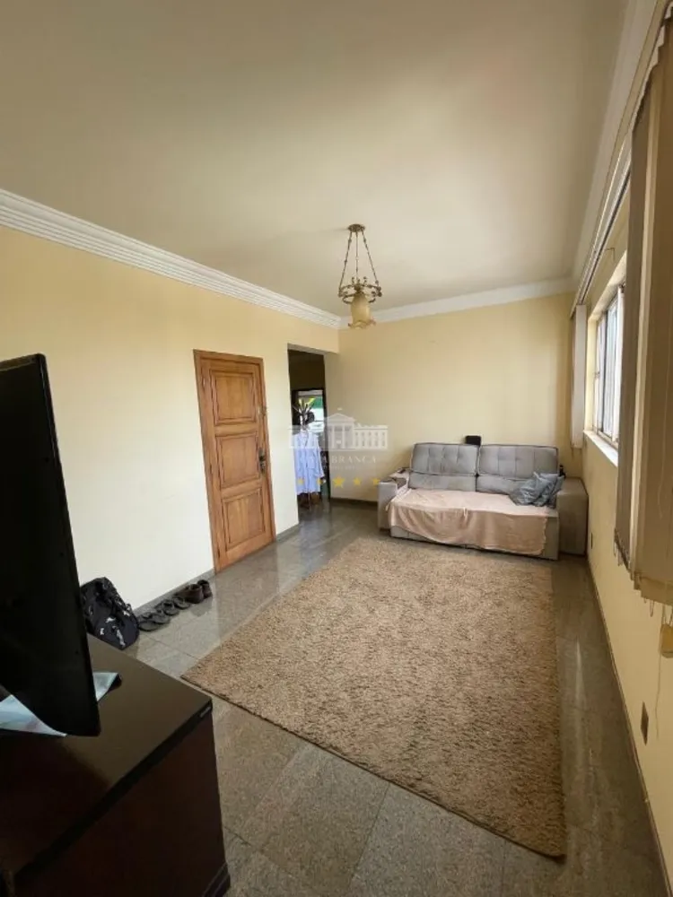 Apartamento, 3 quartos, 230 m² - Foto 1