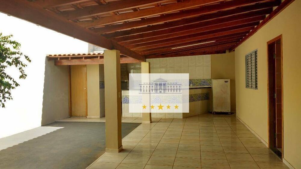 Casa, 3 quartos, 225 m² - Foto 2