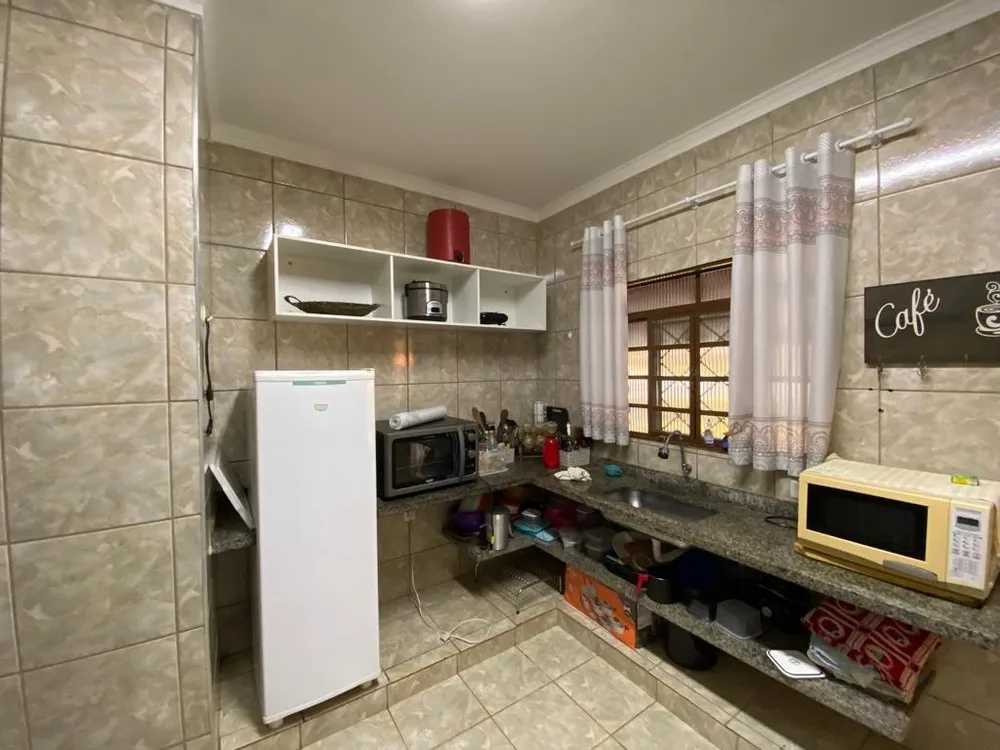 Chácara, 4 quartos, 1457 m² - Foto 4