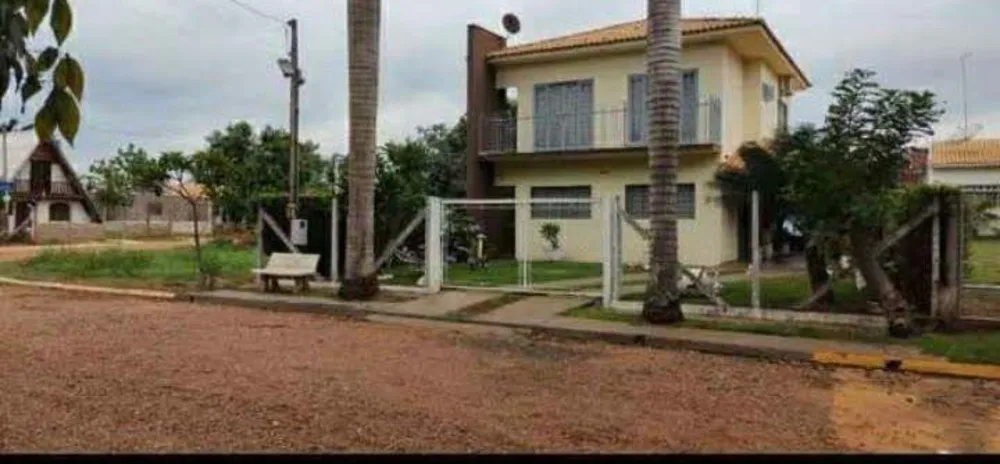 Chácara, 3 quartos, 428 m² - Foto 2