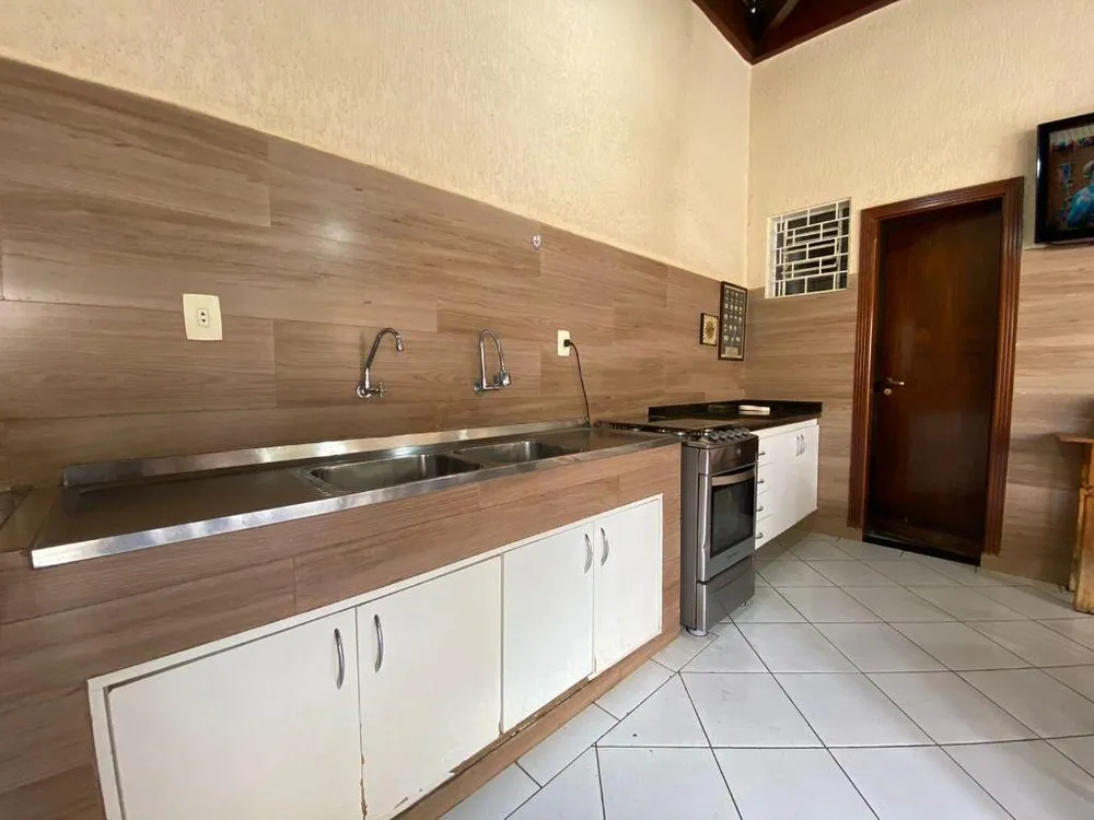 Casa, 3 quartos, 200 m² - Foto 3