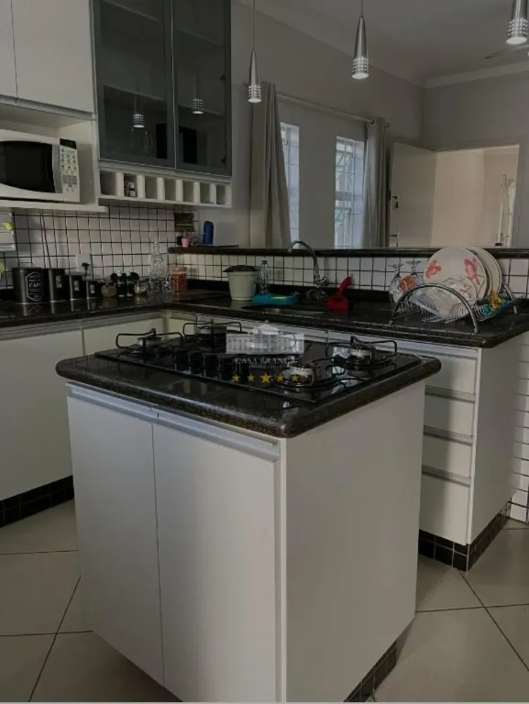 Casa, 2 quartos, 180 m² - Foto 2