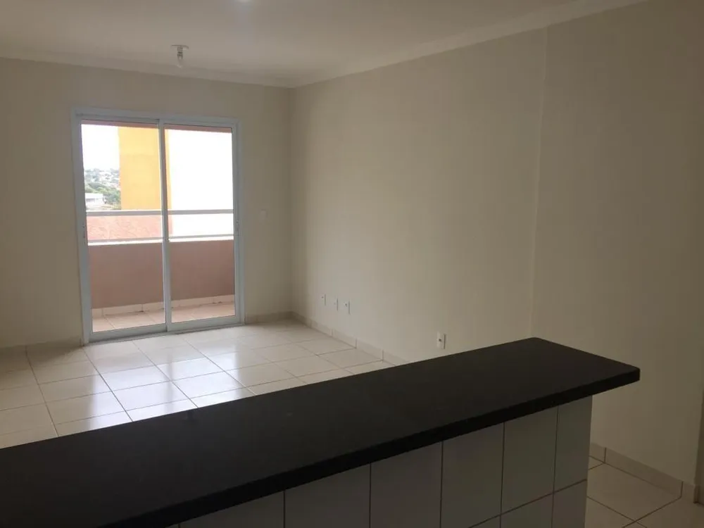 Apartamento, 2 quartos, 75 m² - Foto 2