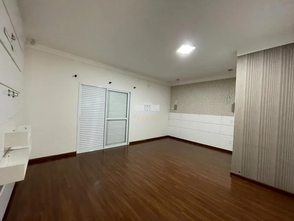 Sobrado, 3 quartos, 310 m² - Foto 2
