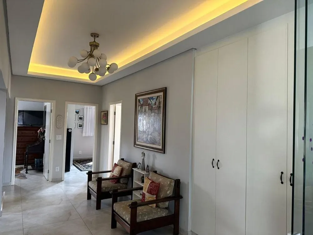 Casa, 3 quartos, 303 m² - Foto 4