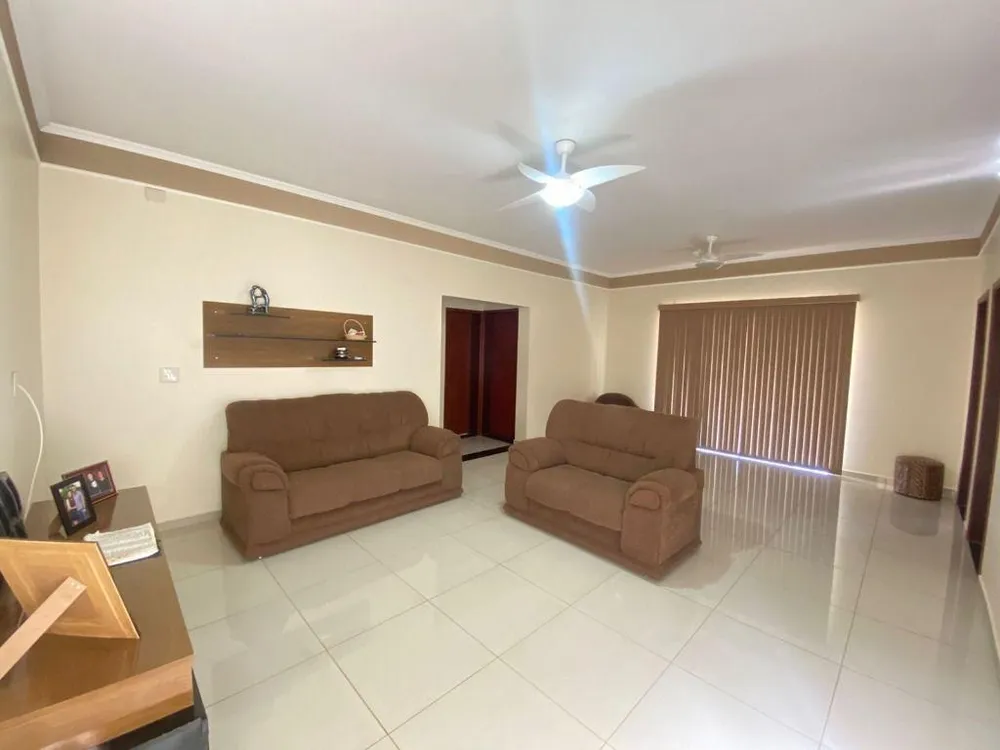 Sobrado, 3 quartos, 288 m² - Foto 3