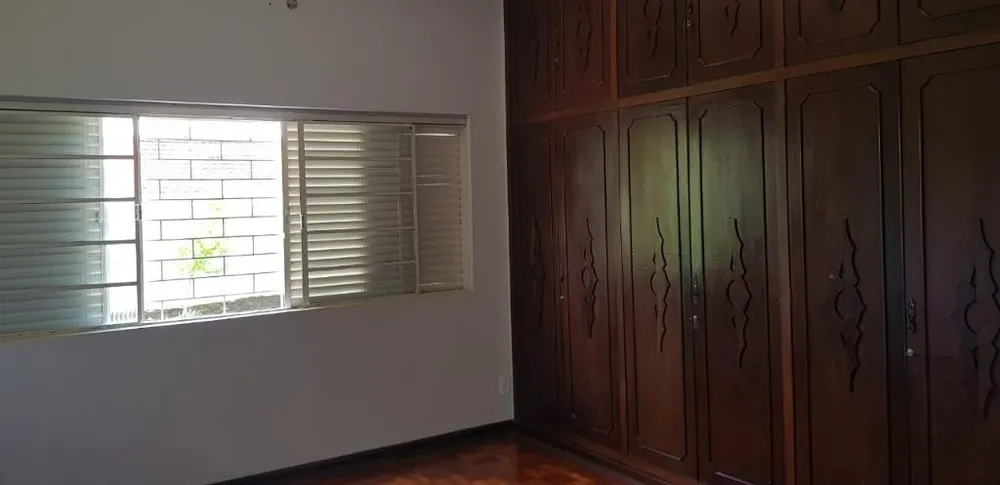 Casa, 6 quartos, 650 m² - Foto 2