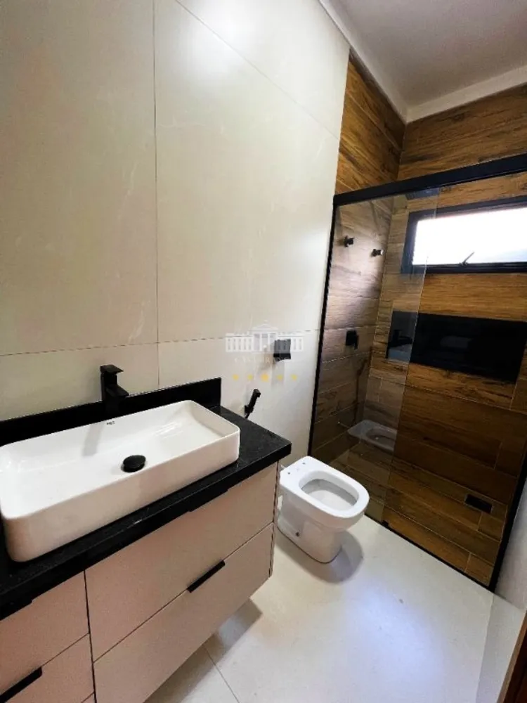 Casa, 3 quartos, 258 m² - Foto 1
