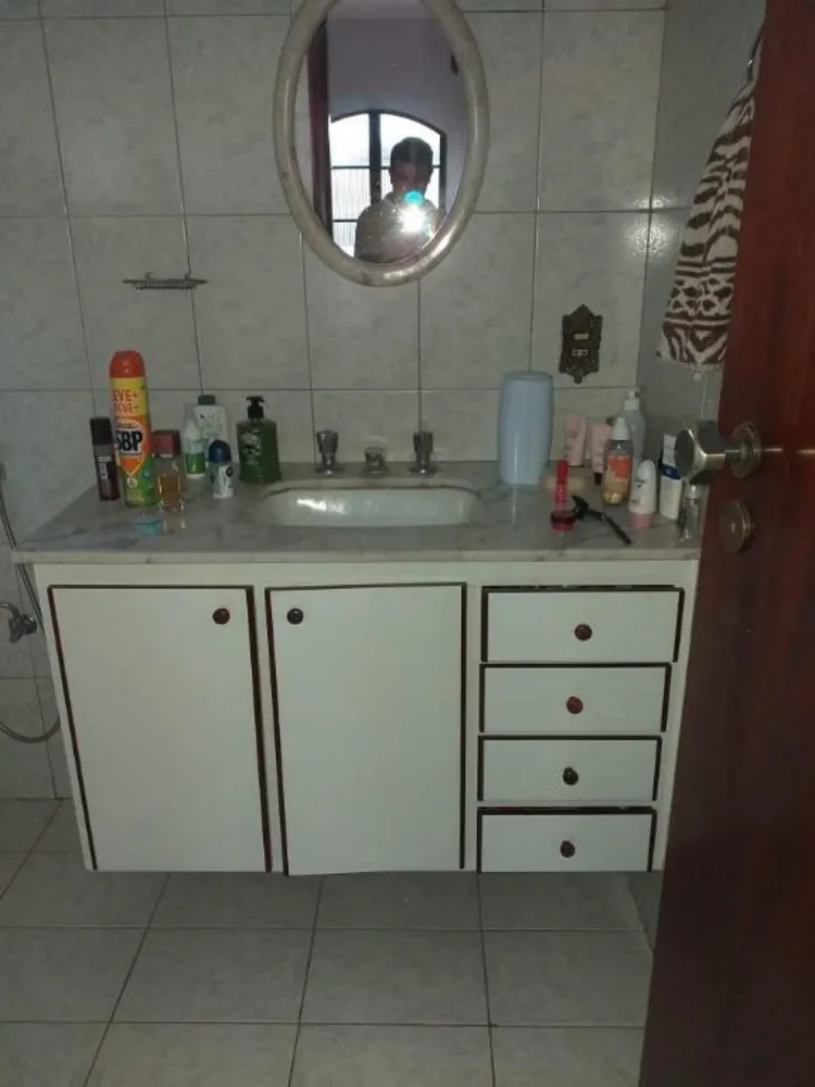 Casa, 3 quartos, 193 m² - Foto 1