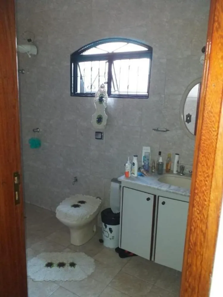 Casa, 3 quartos, 193 m² - Foto 2