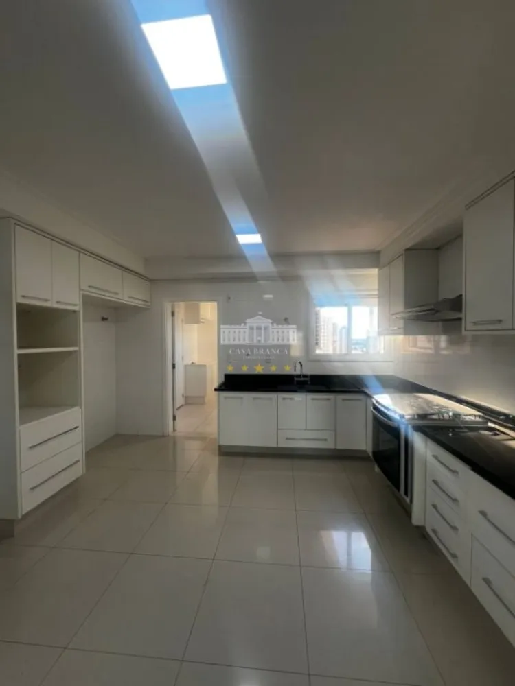 Apartamento, 3 quartos, 254 m² - Foto 1