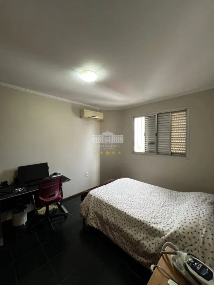 Apartamento, 3 quartos, 140 m² - Foto 3