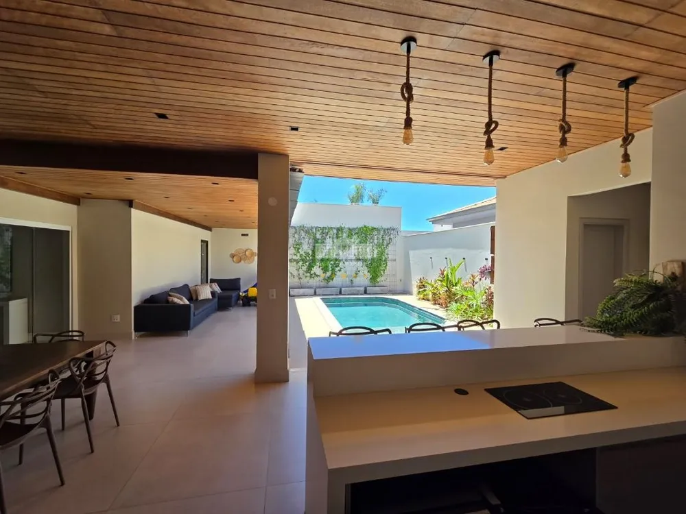 Sobrado, 4 quartos, 281 m² - Foto 1