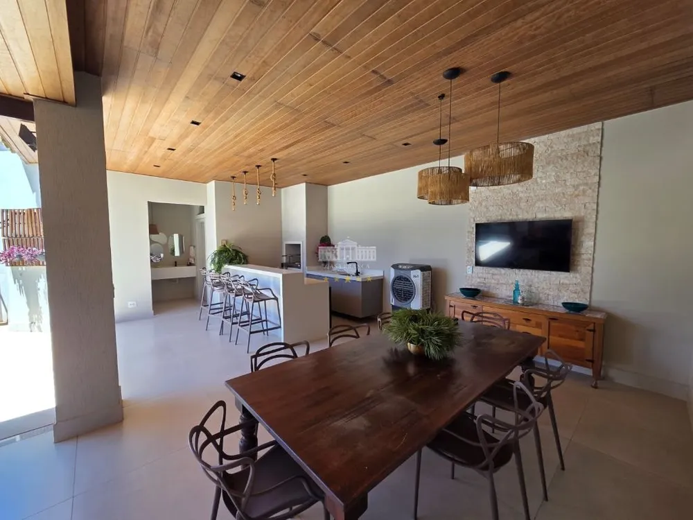 Sobrado, 4 quartos, 281 m² - Foto 2
