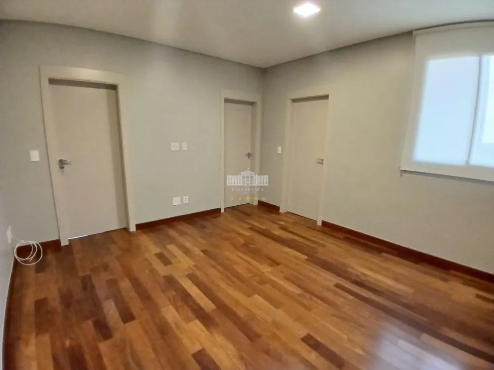 Apartamento, 3 quartos, 204 m² - Foto 2