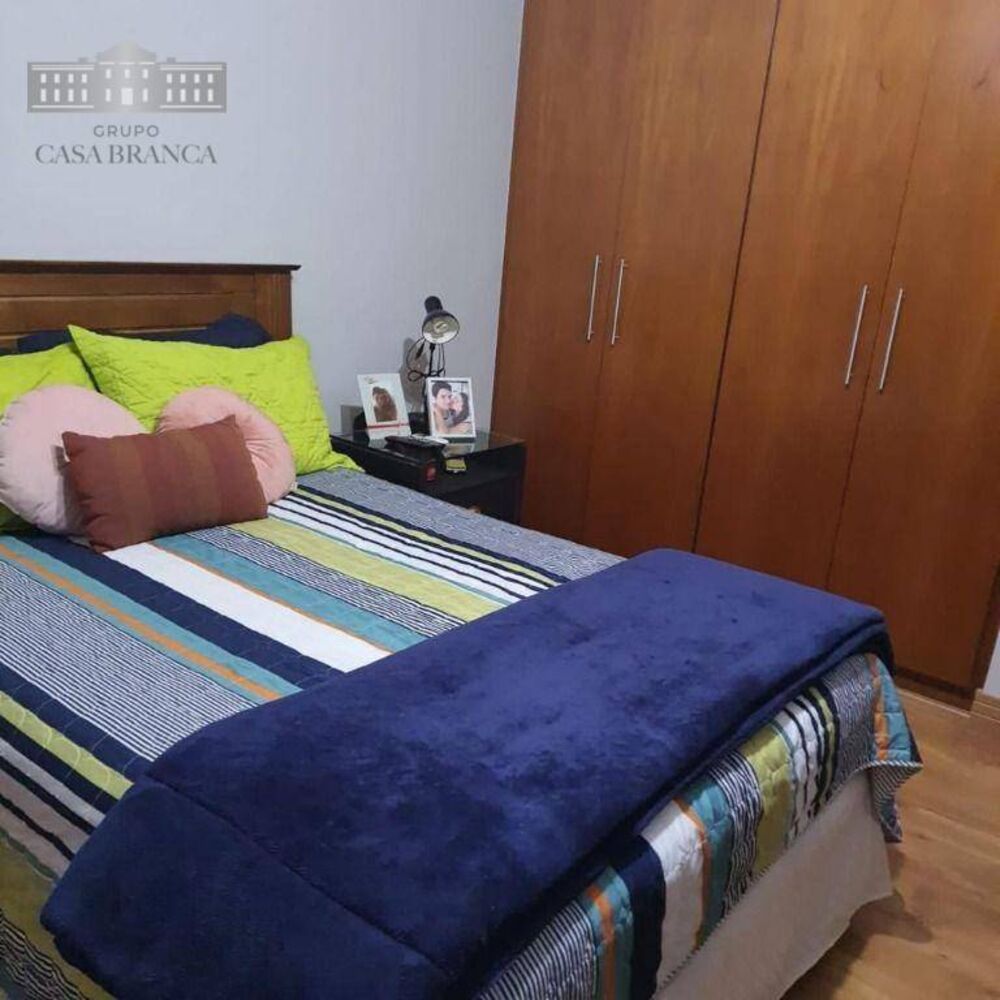 Casa, 3 quartos, 209 m² - Foto 1