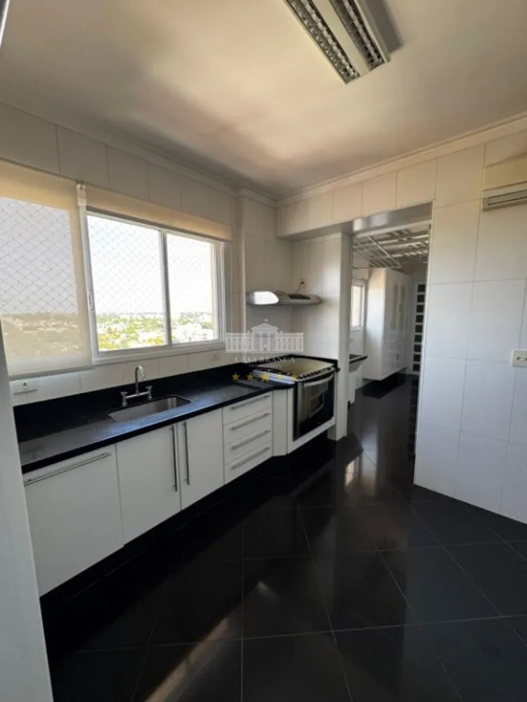 Cobertura, 3 quartos, 315 m² - Foto 2