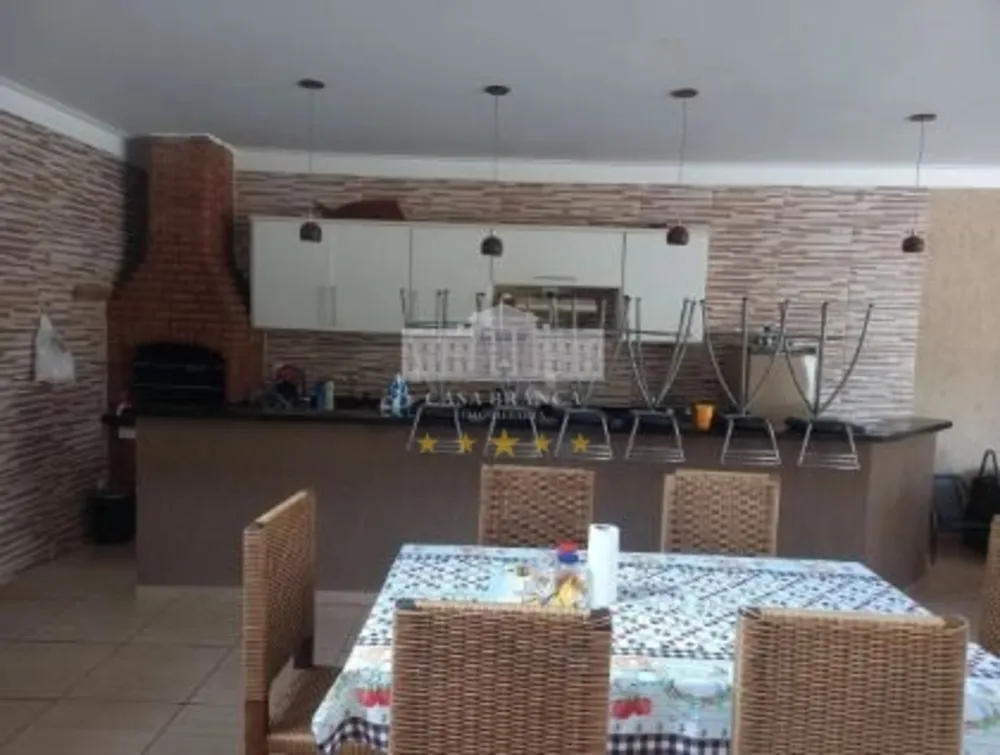 Casa, 3 quartos, 298 m² - Foto 2