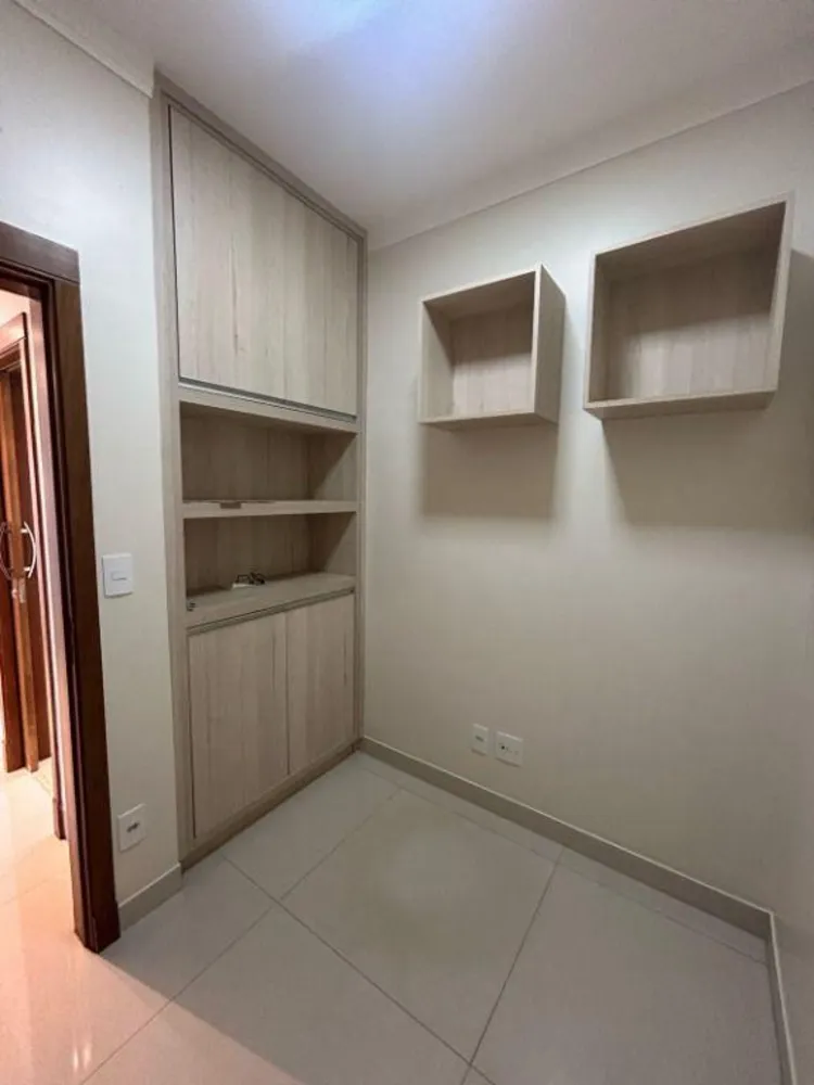 Apartamento, 3 quartos, 170 m² - Foto 2
