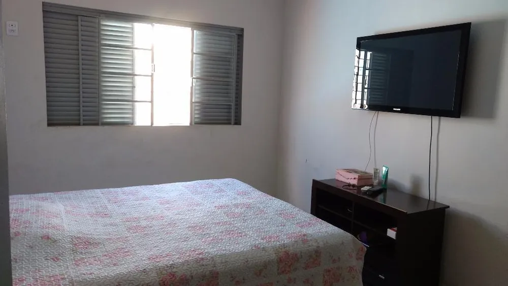 Casa, 3 quartos, 240 m² - Foto 4