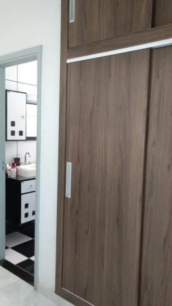 Casa, 3 quartos, 240 m² - Foto 3