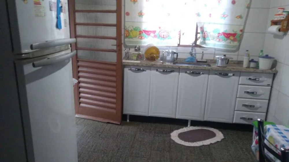 Casa, 4 quartos, 200 m² - Foto 2