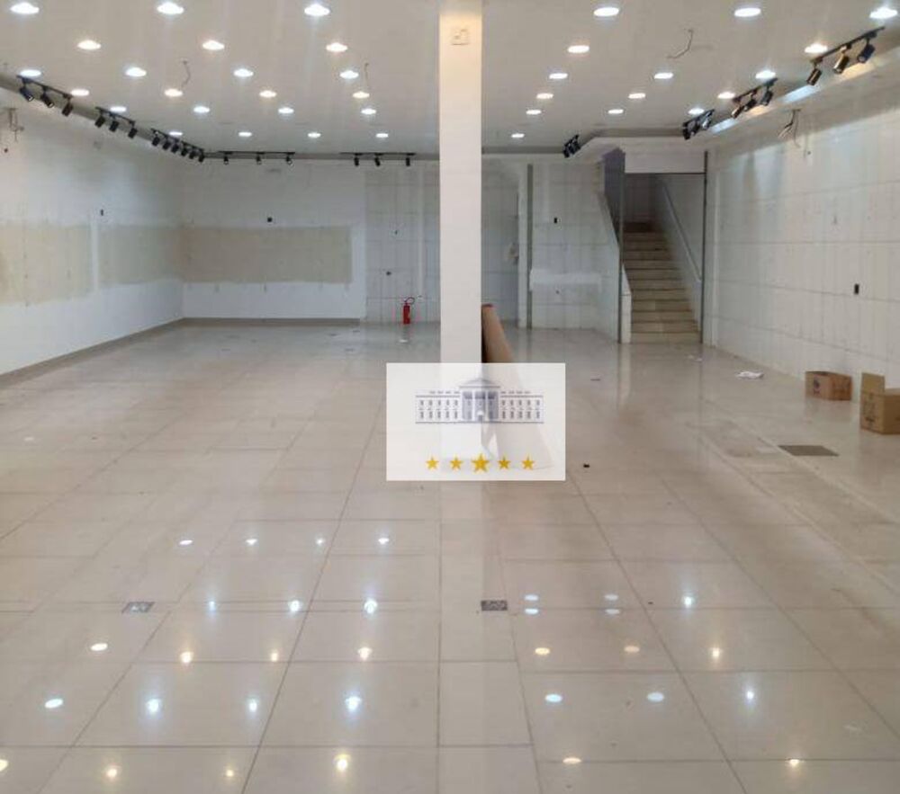Loja-Salão, 300 m² - Foto 1