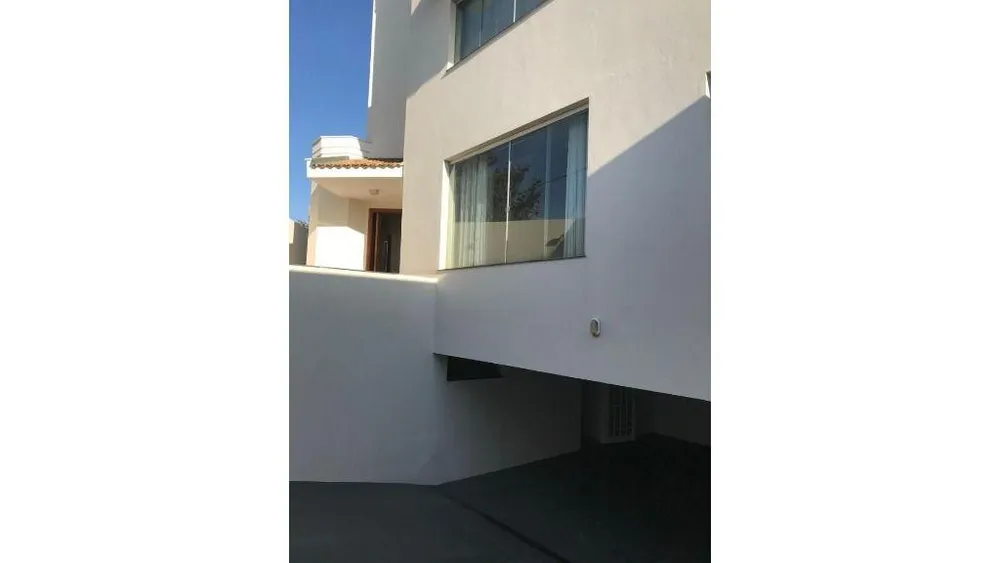Casa, 3 quartos, 366 m² - Foto 3