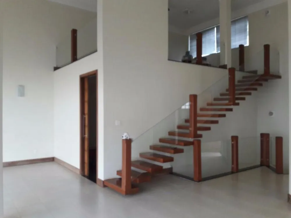 Casa, 3 quartos, 366 m² - Foto 1